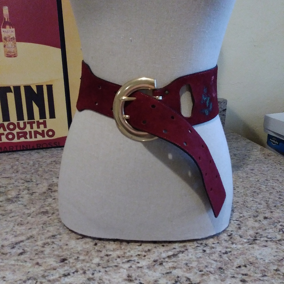 Vintage Hand-Painted Maroon Leather Suede Belt - Picture 2 of 8